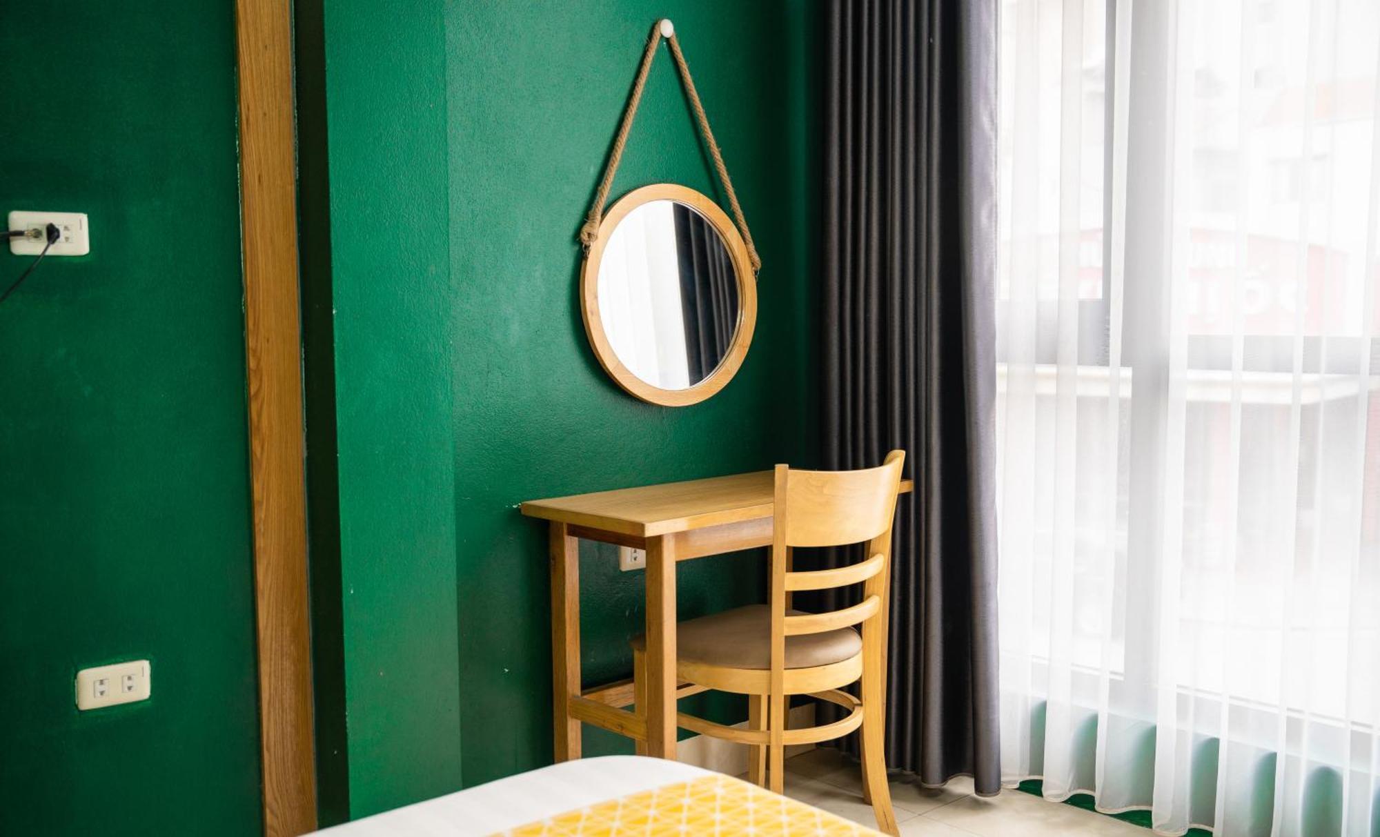 Viethouse Homestay Ha Long Zewnętrze zdjęcie
